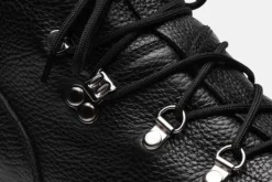 MORJAS Boots><noscript><img width=